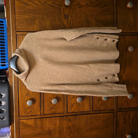 J. Crew Sweaters - J CREW neutral turtleneck sweater size M